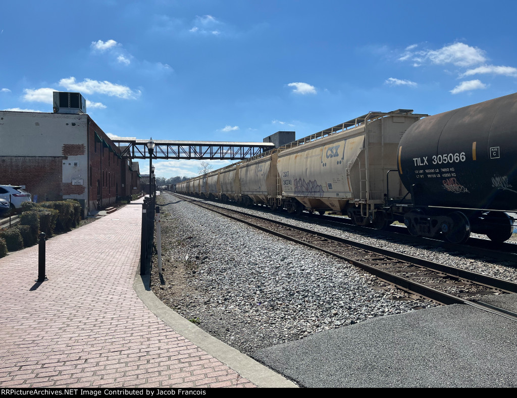 CSXT 243748